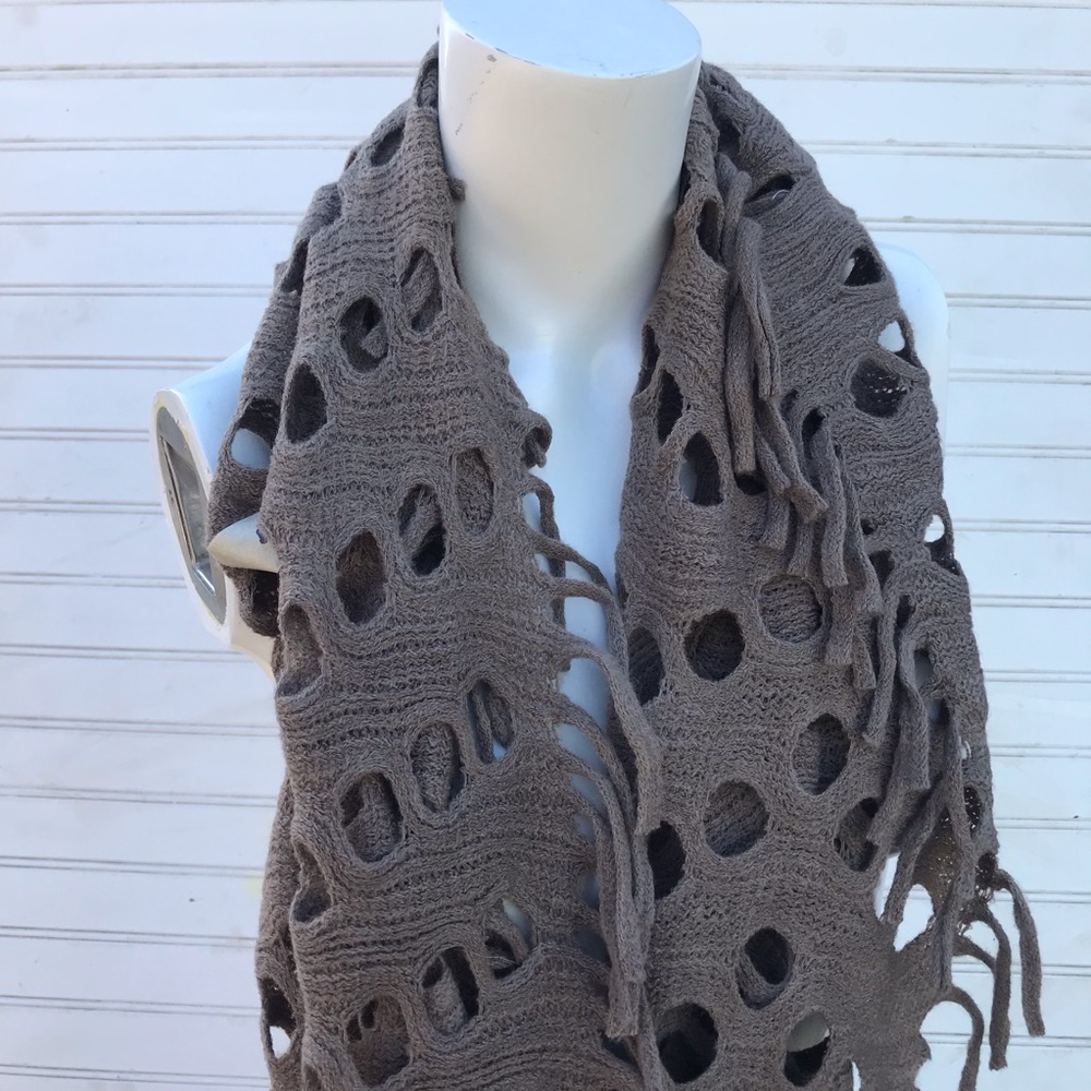 Fora Knit Tasseled Infinity Scarf 🧣
